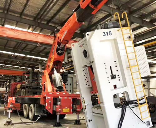 丰宁县提升工作效率，选择优质折臂吊租赁服务